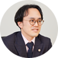 担当弁護士の写真