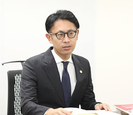 柔軟な提案力と巧みな交渉力 弁護士 長田弘樹