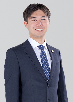 民事・刑事事業部弁護士 板垣　亮汰